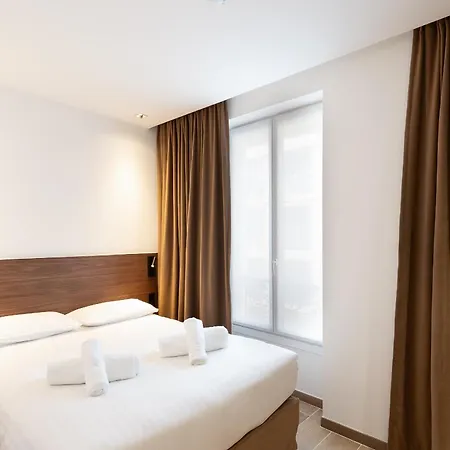 Les Tour Eiffel Hotel 3*
