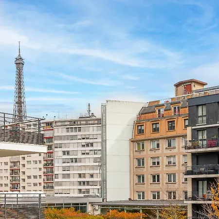 Les Tour Eiffel Hotel 3*