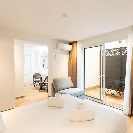 Hotel Les Tour Eiffel Parigi